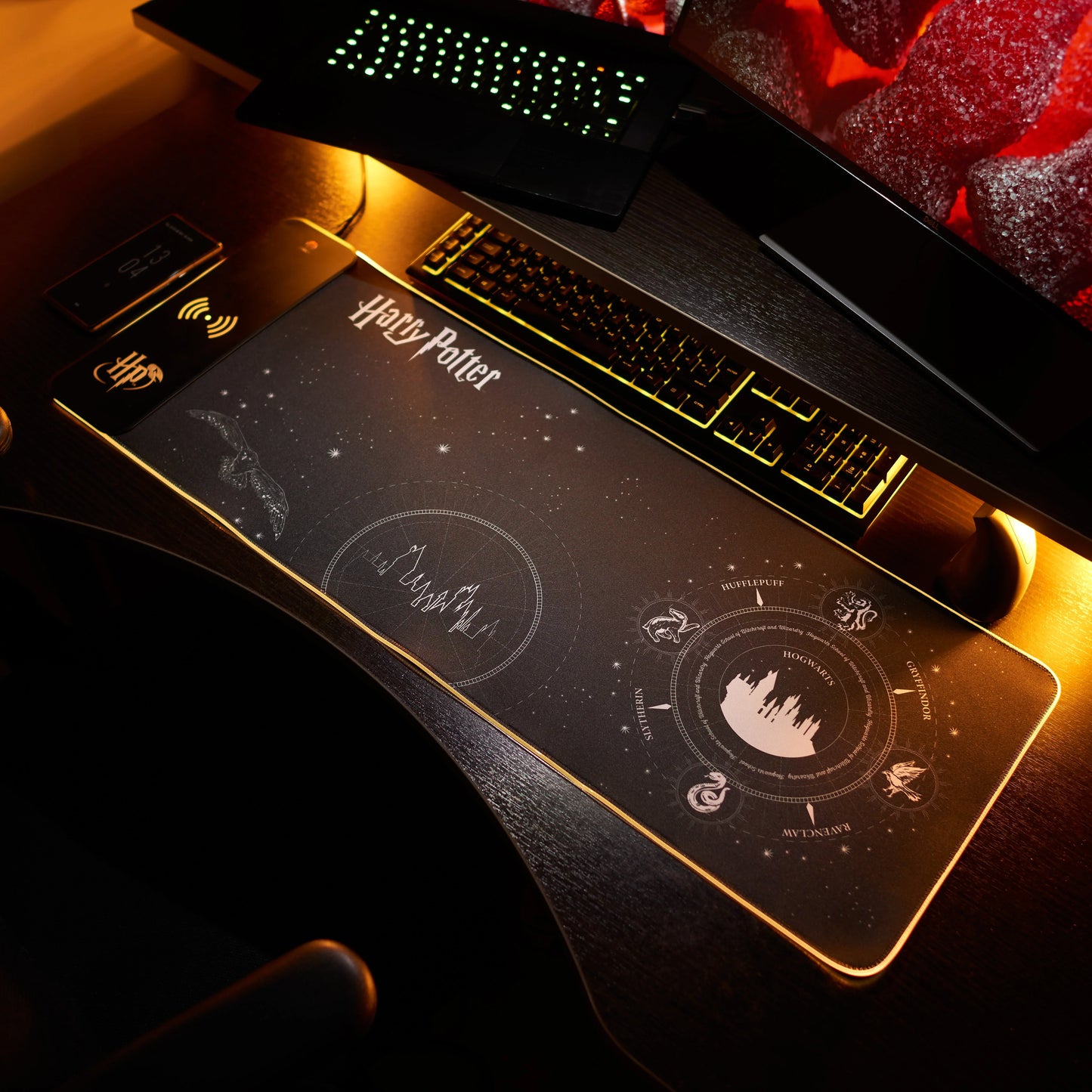 XXL Mouse Mats & Mobile Charger (Batman, Superman & Harry Potter) - AhhKillEz Shop