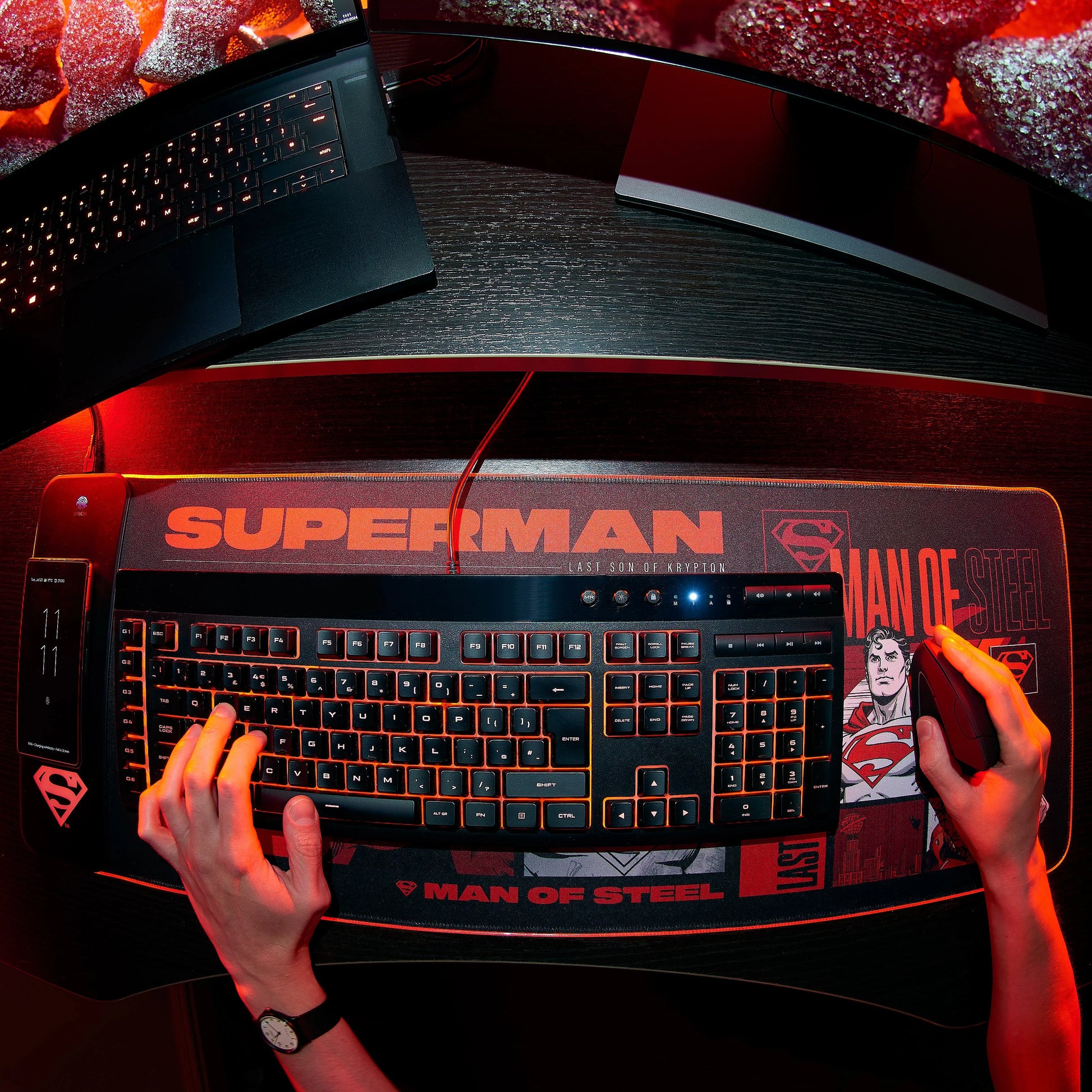 XXL Mouse Mats & Mobile Charger (Batman, Superman & Harry Potter) - AhhKillEz Shop